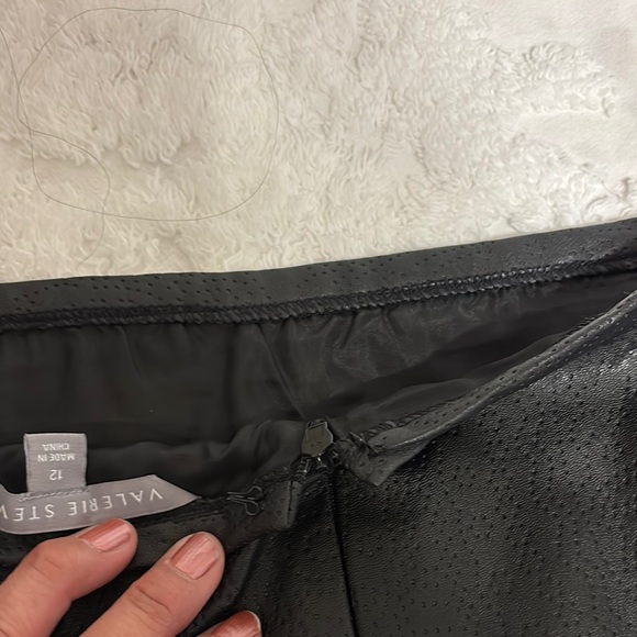 Valerie Stevens Black Pencil Mini Skirt for Cocktail - Picture 4 of 9